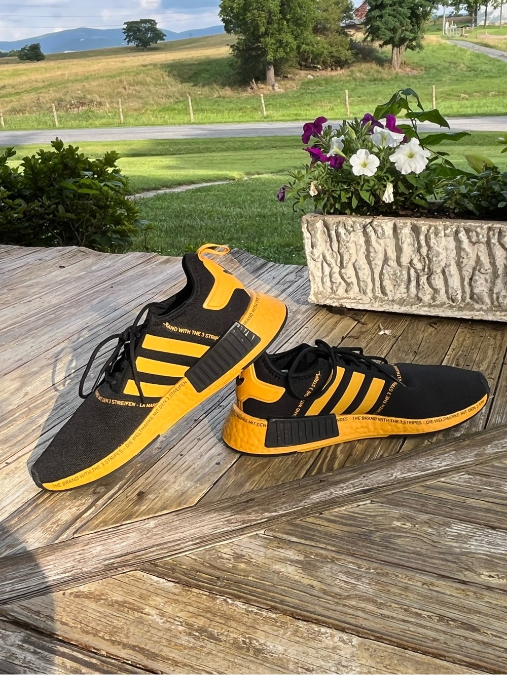 Adidas Originals NMD_R1 Running Shoes - Size - Men’s 10 - Picture 4 of 11